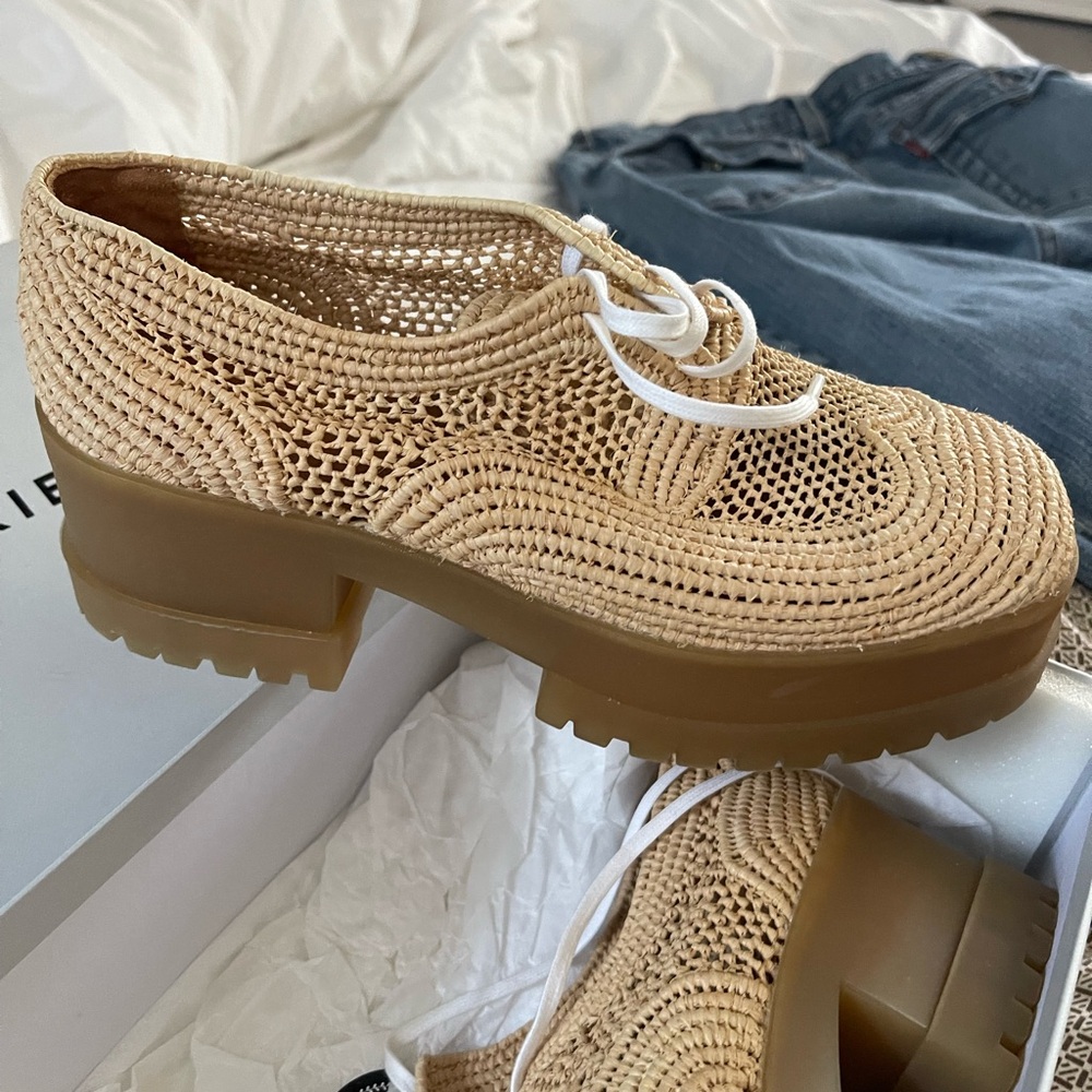 Robert Clergerie shoes.